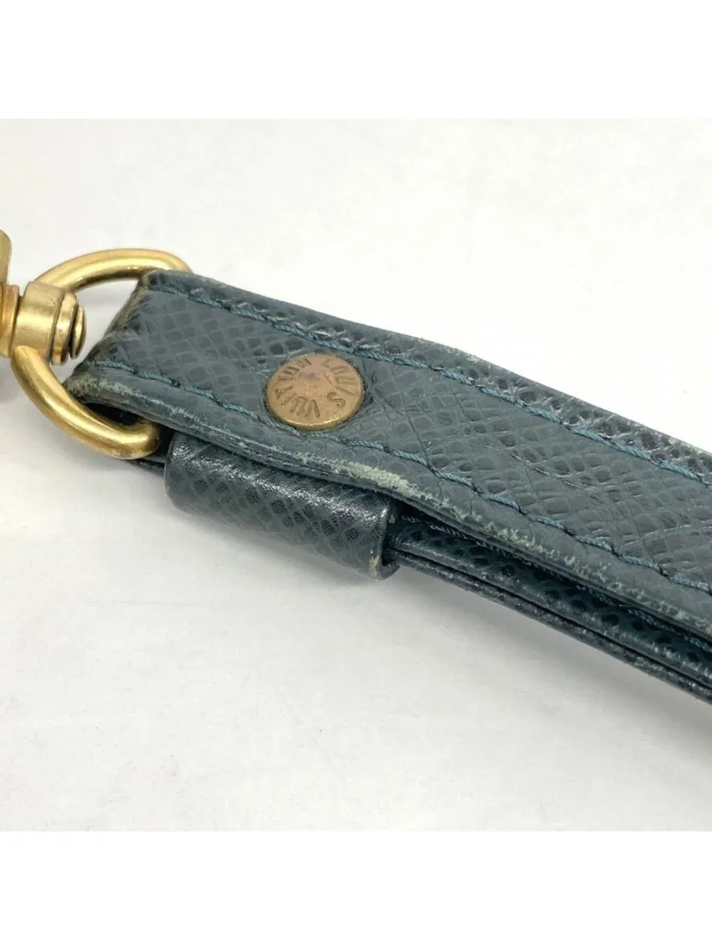 Louis Vuitton Clutch Taiga Baikal Epi